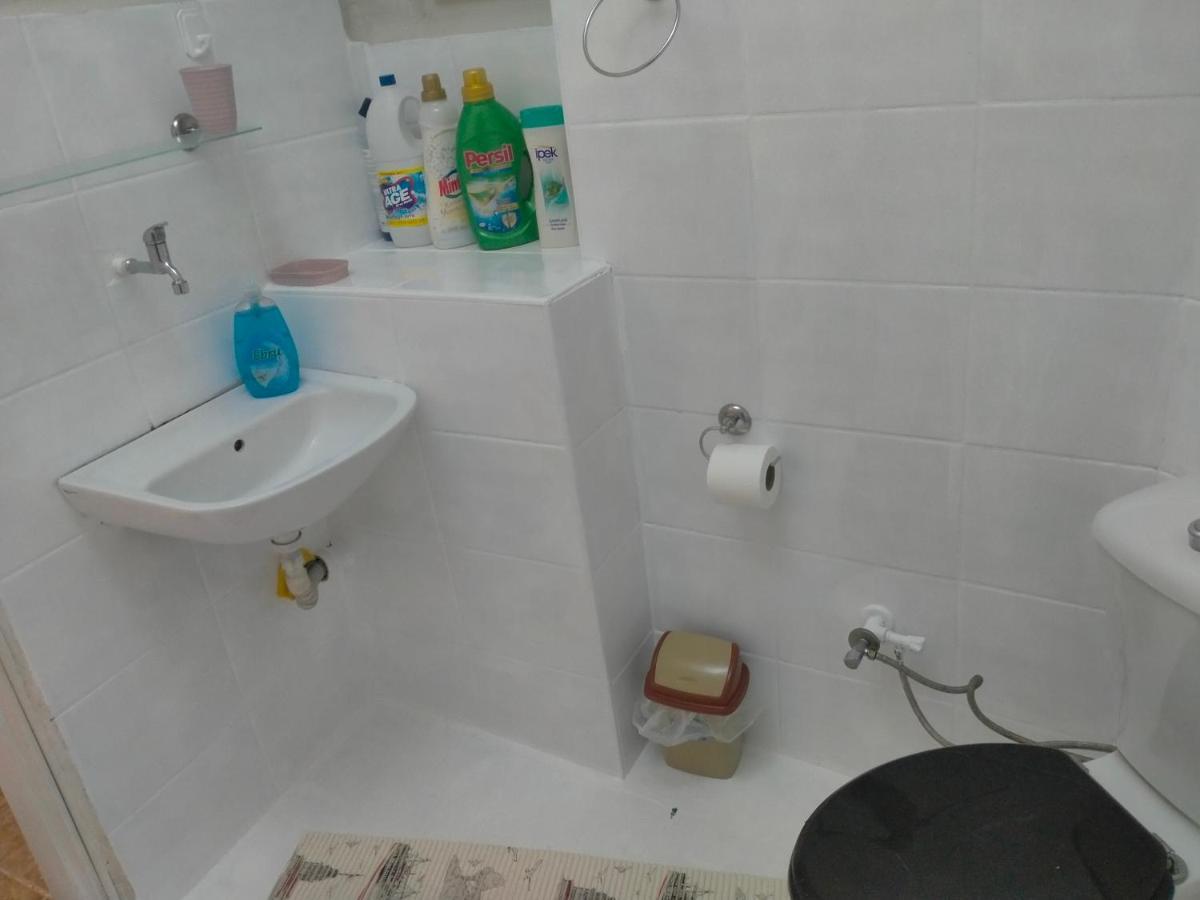 2 Bedrooms Central Area Located Appartment 1Floor Istanbul Exterior photo